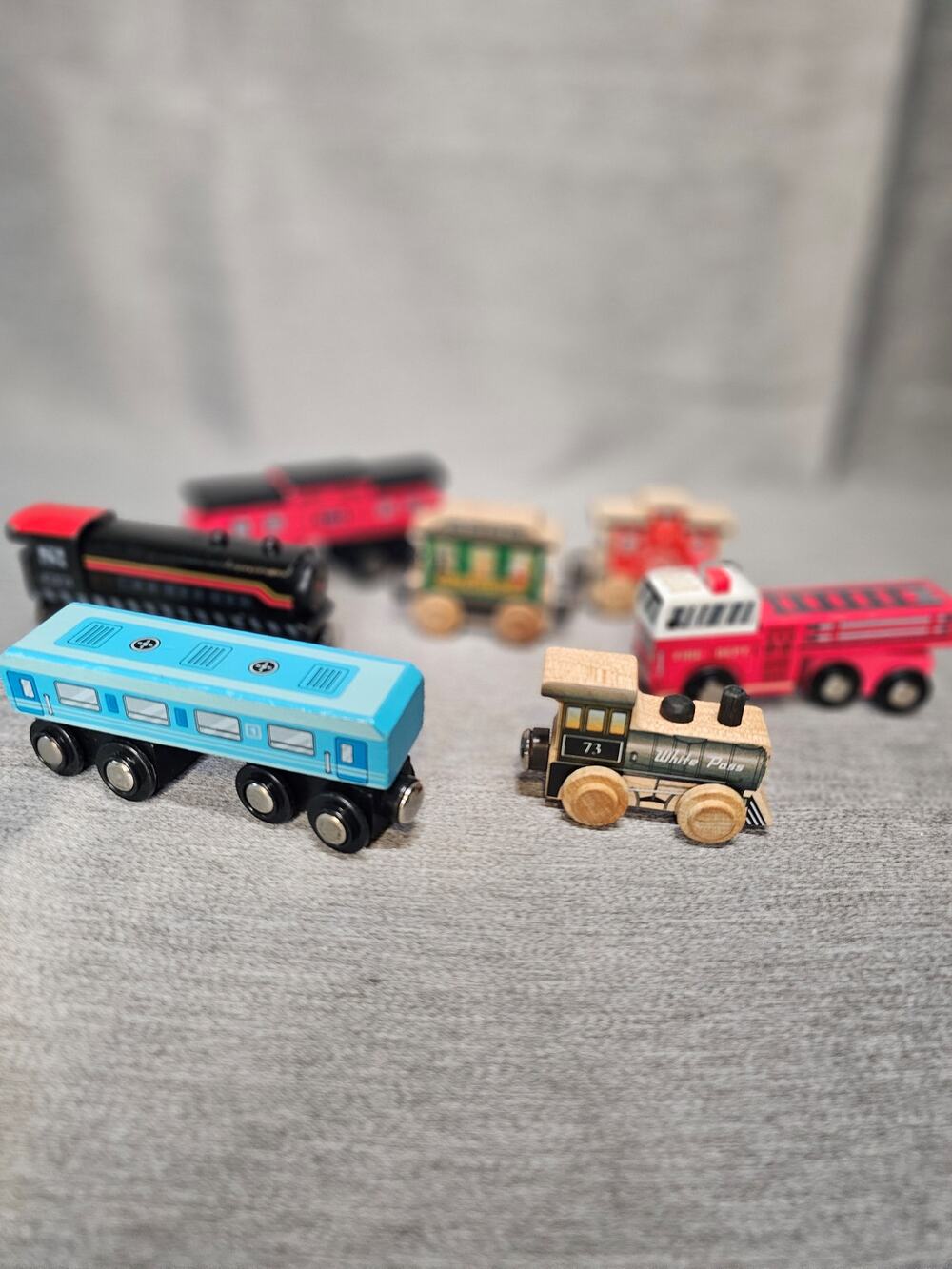 LOT OF 7 Wooden trains with Magnets